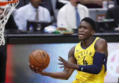 120-95. Oladipo lidera el ataque balanceado y ganador de los Pacers que vencen a los Hornets 120-95. Oladipo lidera el ataque balanceado y ganador de los Pacers que vencen a los Hornets