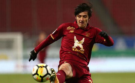 El nombre que baraja el Leverkusen como sustituto de Alario. El nombre que baraja el Leverkusen como sustituto de Alario.