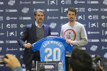 Erik Morán: "No tuve minutos en el AEK, pero estoy físicamente perfecto" Erik Morán: "No tuve minutos en el AEK, pero estoy físicamente perfecto"