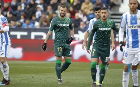 Jesé y Sergio León, en un lance del partido de Butarque. Jesé y Sergio León, en un lance del partido de Butarque.