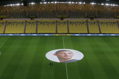 El Cardiff pagará el fichaje de Sala si está "obligado contractualmente" El Cardiff pagará el fichaje de Sala si está "obligado contractualmente"