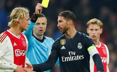Sergio Ramos vio la amarilla en el partido ante el Ajax Sergio Ramos vio la amarilla en el partido ante el Ajax