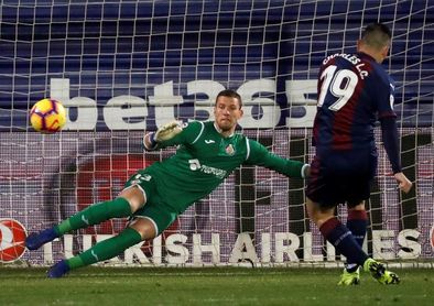 2-2. Charles corta las alas al Getafe 2-2. Charles corta las alas al Getafe
