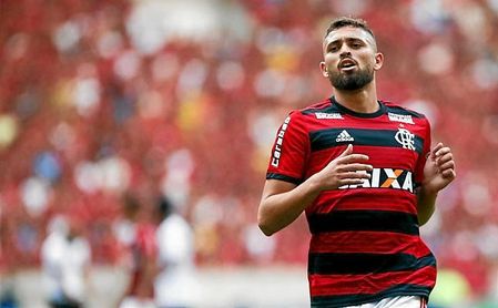 En Italia aseguran que Monchi mandará ojeadores para seguir al zaguero brasileño. En Italia aseguran que Monchi mandará ojeadores para seguir al zaguero brasileño.