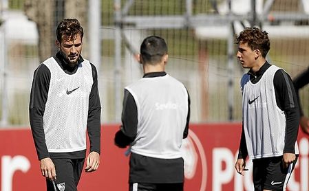 Franco Vázquez y Valentino Fattore Scotta, en el entrenamiento de este jueves. Franco Vázquez y Valentino Fattore Scotta, en el entrenamiento de este jueves.