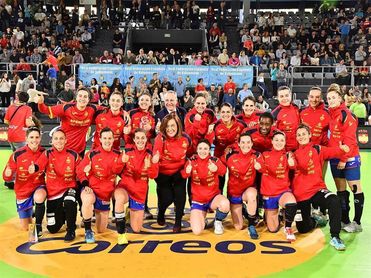28-25. Las guerreras confirman su buen nivel con una gran defensa 28-25. Las guerreras confirman su buen nivel con una gran defensa