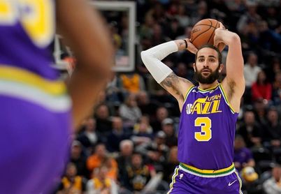 125-92. Gobert y Rubio pueden con los 59 puntos de Booker y ganan los Jazz 125-92. Gobert y Rubio pueden con los 59 puntos de Booker y ganan los Jazz