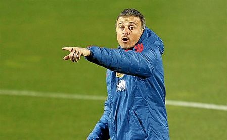 Luis Enrique, durante un entrenamiento en Las Rozas. Luis Enrique, durante un entrenamiento en Las Rozas.