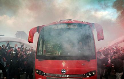 El Real Oviedo se planta tras el trato a sus aficionados en El Molinón El Real Oviedo se planta tras el trato a sus aficionados en El Molinón