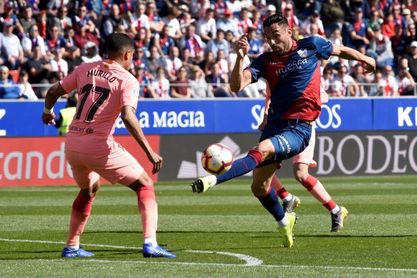 0-0. El colista le arranca un empate al líder con más valor moral que real 0-0. El colista le arranca un empate al líder con más valor moral que real