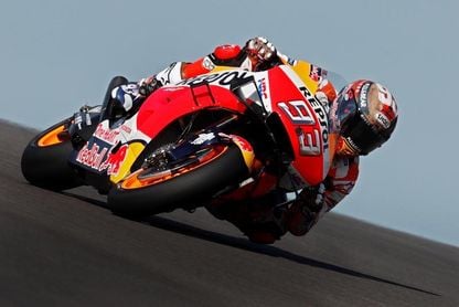 Márquez emplea el nuevo "spoiler" pero no hace valoraciones Márquez emplea el nuevo "spoiler" pero no hace valoraciones