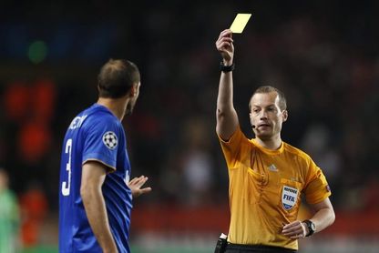 El escocés William Collum pitará la vuelta del Valencia-Villareal El escocés William Collum pitará la vuelta del Valencia-Villareal