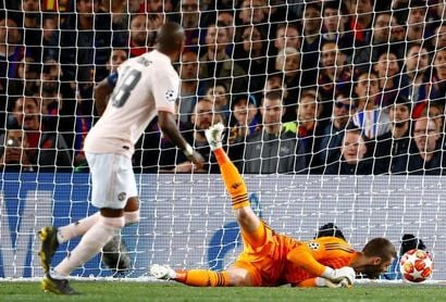 3-0. Messi conduce al Barça a semifinales en cuatro minutos 3-0. Messi conduce al Barça a semifinales en cuatro minutos