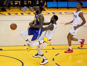 121-129. Williams y Clippers ganan a Warriors y fuerzan el sexto partido 121-129. Williams y Clippers ganan a Warriors y fuerzan el sexto partido
