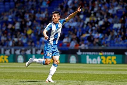 Wu Lei: "La afición me quiere mucho, por eso besé el escudo" Wu Lei: "La afición me quiere mucho, por eso besé el escudo"