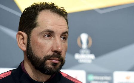 Machín volvería al Sevilla... pero no descarta al Betis Machín volvería al Sevilla... pero no descarta al Betis