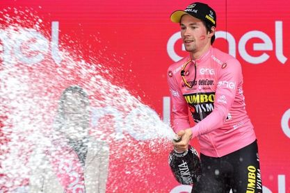 Roglic: ¿Por qué no perder la 'maglia' rosa?. Mañana es buena etapa para ello Roglic: ¿Por qué no perder la 'maglia' rosa?. Mañana es buena etapa para ello