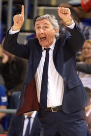 88-71. El Barça impone su físico a un Delteco que nunca tiró la toalla 88-71. El Barça impone su físico a un Delteco que nunca tiró la toalla
