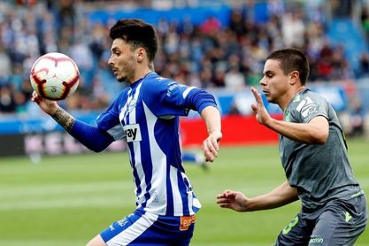 La Real Sociedad renueva a Luca Sangalli por dos temporadas más, hasta 2022 La Real Sociedad renueva a Luca Sangalli por dos temporadas más, hasta 2022