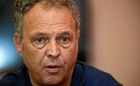 Caparrós: "A Lopetegui y a los nuevos jugadores habrá que darles tiempo" Caparrós: "A Lopetegui y a los nuevos jugadores habrá que darles tiempo"