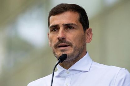 Iker Casillas aclara que aún no ha decidido su retirada Iker Casillas aclara que aún no ha decidido su retirada