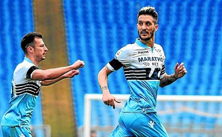 Luis Alberto desea volver a Sevilla FC cuanto antes, esperando que se pueda materializar este verano. Luis Alberto desea volver a Sevilla FC cuanto antes, esperando que se pueda materializar este verano.