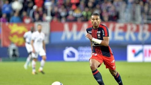 Djiku: "El Sevilla ha preguntado por mí" Djiku: "El Sevilla ha preguntado por mí"
