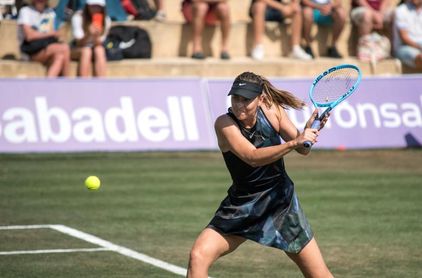 Kerber gana a Sharapova el duelo de las ex números uno en Mallorca Kerber gana a Sharapova el duelo de las ex números uno en Mallorca