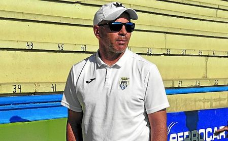José Bermúdez Atienza (Jerez de la Frontera, 1973) cuenta con experiencia en Segunda B y en Tercera. José Bermúdez Atienza (Jerez de la Frontera, 1973) cuenta con experiencia en Segunda B y en Tercera.