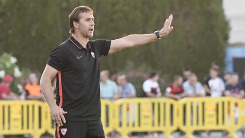 Primer amistoso del Sevilla de Lopetegui. Primer amistoso del Sevilla de Lopetegui.