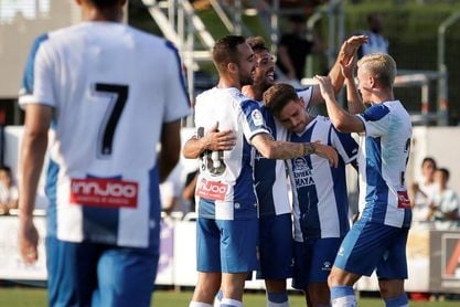 0-6. El Espanyol asimila automatismos en su primer amistoso ante el Peralada 0-6. El Espanyol asimila automatismos en su primer amistoso ante el Peralada