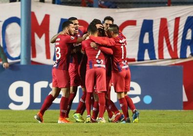 El clásico Cerro Porteño-Olimpia, partido estrella del Clausura paraguayo El clásico Cerro Porteño-Olimpia, partido estrella del Clausura paraguayo