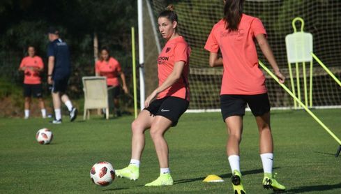 Cometti: "Es un orgullo poder ser una de las capitanas de este gran equipo" Cometti: "Es un orgullo poder ser una de las capitanas de este gran equipo"