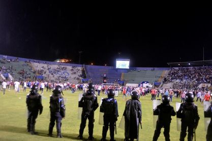 Las peleas entre hinchas dejan casi 50 muertos en Honduras entre 2003 y 2019 Las peleas entre hinchas dejan casi 50 muertos en Honduras entre 2003 y 2019