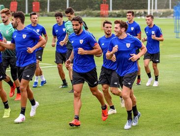 Iñigo Martínez e Ibai trabajan con el grupo y podrían estar en Getafe Iñigo Martínez e Ibai trabajan con el grupo y podrían estar en Getafe