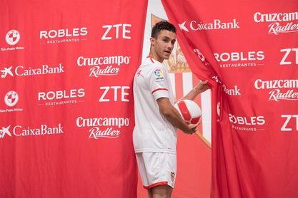 El francés Corchia, cedido por el Sevilla al Espanyol El francés Corchia, cedido por el Sevilla al Espanyol