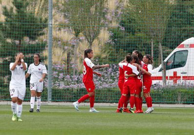 2-3. El Sevilla frustra al Tacón en su estreno en Valdebebas 2-3. El Sevilla frustra al Tacón en su estreno en Valdebebas