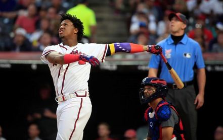 2-1. Hamilton sella la victoria de los Bravos, Acuña y DeGrom logran marcas 2-1. Hamilton sella la victoria de los Bravos, Acuña y DeGrom logran marcas
