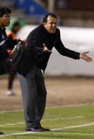 El peruano Juan Reynoso es el nuevo entrenador del Puebla Estadio