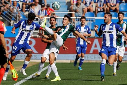 0-0. Diego López salva al Espanyol 0-0. Diego López salva al Espanyol
