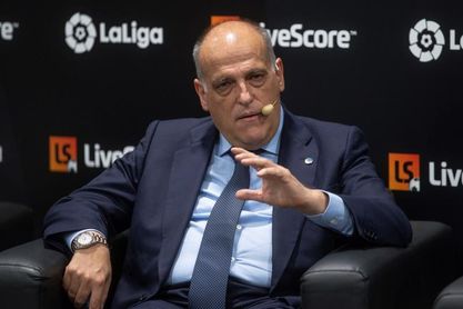 Tebas: "Tener a Mourinho en LaLiga, me da igual el equipo, sería importante" Tebas: "Tener a Mourinho en LaLiga, me da igual el equipo, sería importante"