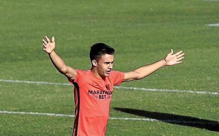 Reguilón competirá con Bernat por un puesto en el lateral zurdo de España. Reguilón competirá con Bernat por un puesto en el lateral zurdo de España.