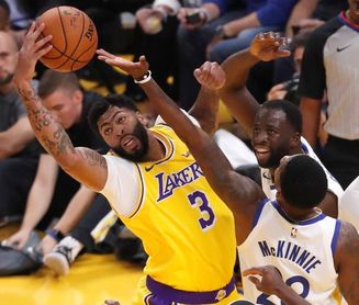 James, Davis y Vogel lucen en debut ante Warriors que estrenan campo James, Davis y Vogel lucen en debut ante Warriors que estrenan campo