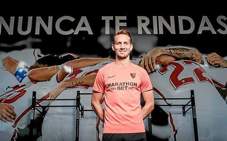 Ven a De Jong como el 'nuevo Giroud' Ven a De Jong como el 'nuevo Giroud'