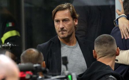 Francesco Totti se esconde por Italia en un nuevo reality Francesco Totti se esconde por Italia en un nuevo reality