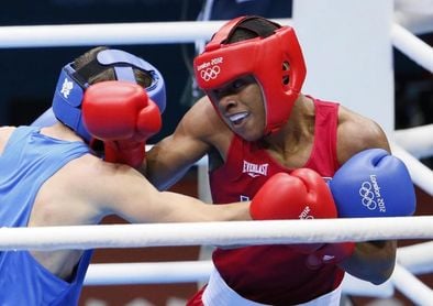 Spence, en condición estable, sigue su recuperación tras chocar con su auto Spence, en condición estable, sigue su recuperación tras chocar con su auto