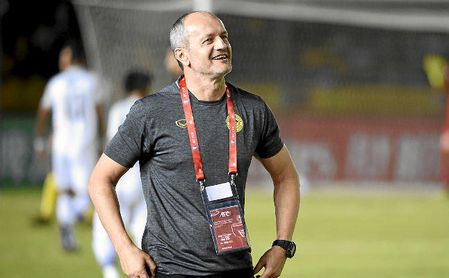 El ex bético Hristo Vidakovic triunfa en Filipinas. El ex bético Hristo Vidakovic triunfa en Filipinas.