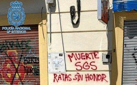Pintadas en la calle Tajo que dieron origen a la pelea. Pintadas en la calle Tajo que dieron origen a la pelea.