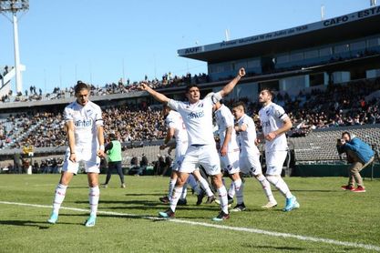Nacional y Peñarol ganan y preparan un Clásico que puede definirlo todo Nacional y Peñarol ganan y preparan un Clásico que puede definirlo todo
