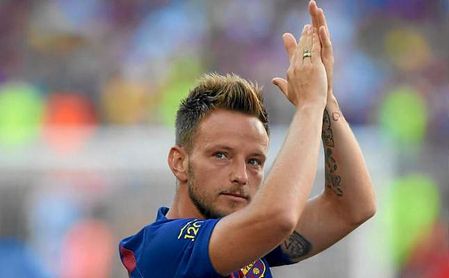 Rakitic quiere abrir una escuela en Sevilla Rakitic quiere abrir una escuela en Sevilla
